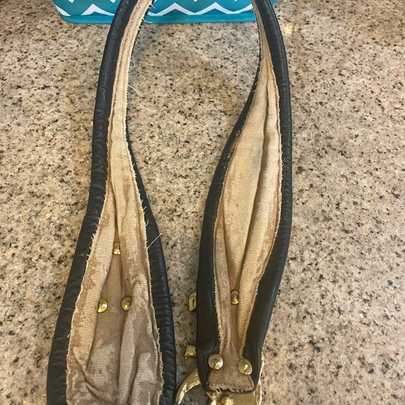 Vintage Black Leather Belt with Gold Lions - Picture 4 of 6